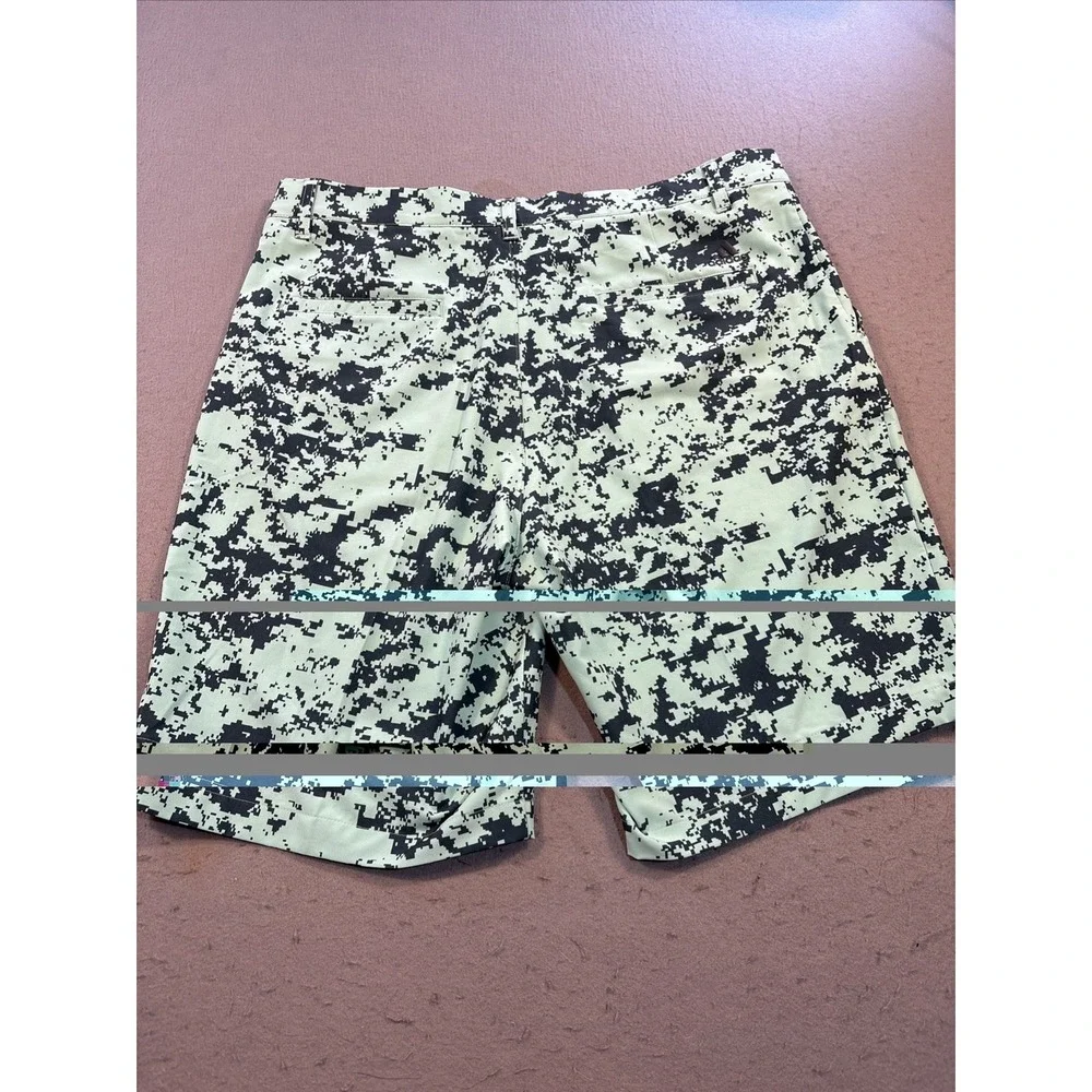 Adidas  Golf Shorts MENS 34 Climalite  Green DIGITAL CAMO  PERFORMANCE
